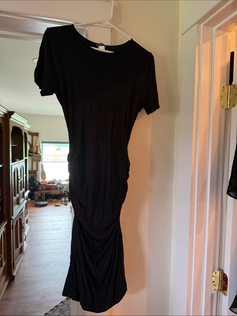 VENUS Black Ruched Midi T-Shirt Dress